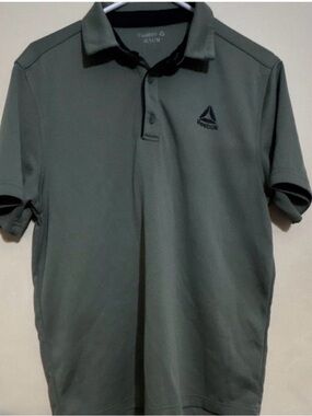 Reebok Men’s Olive Polo Shirt with Subtle Logo